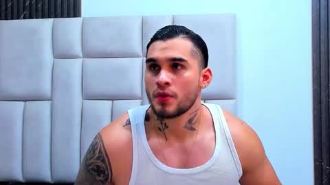 Snapshot of jacobsthorm chatting on 12/02/25, 03:23 jacobsthorm online show from 12/02/25, 03:23