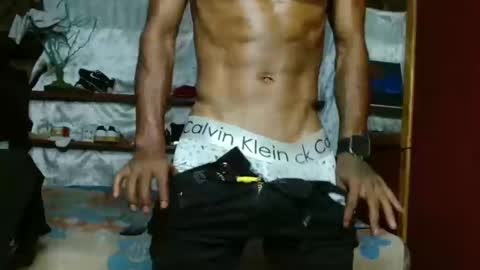 My loves Collaborate with me with my content for sale it helps me a lot online show from 01/13/26, 08:47