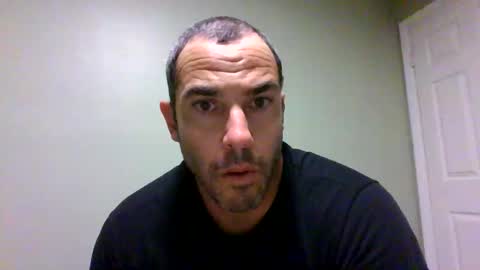Snapshot of jacoff38 chatting on 05/18/26, 08:36 jacoff38 online show from 05/18/26, 08:36