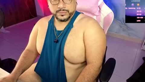 Snapshot of jacoob_woods chatting on 05/18/26, 03:24 daddy sir master bear online show from 05/18/26, 03:24