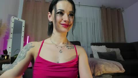 Snapshot of jacquelinehex chatting on 05/17/26, 01:58 Jacqueline online show from 05/17/26, 01:58