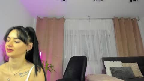 Snapshot of jacquelinehex chatting on 05/28/26, 02:20 Jacqueline online show from 05/28/26, 02:20