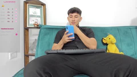 Snapshot of jacques_cardiet chatting on 01/02/25, 04:02 jacobo online show from 01/02/25, 04:02
