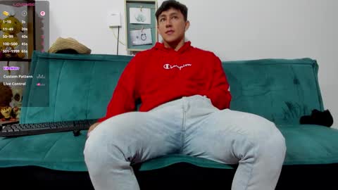 Snapshot of jacques_cardiet chatting on 09/22/25, 11:01 jacobo online show from 09/22/25, 11:01