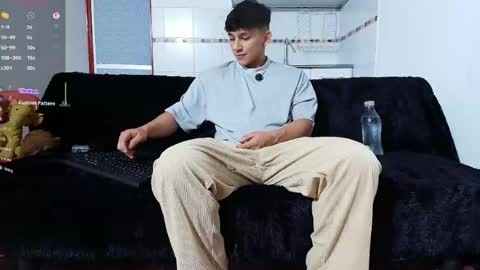 Snapshot of jacques_cardiet chatting on 05/08/26, 01:38 jacobo online show from 05/08/26, 01:38