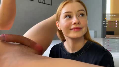 Snapshot of jacques_season chatting on 09/21/25, 03:02 Jacques Emily online show from 09/21/25, 03:02