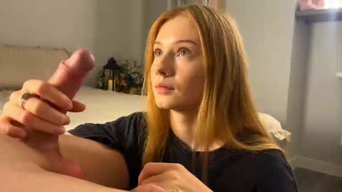 Snapshot of jacques_season chatting on 10/07/25, 06:38 Jacques Emily online show from 10/07/25, 06:38