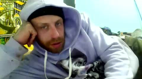 Snapshot of jacquestrap90 chatting on 02/13/25, 08:38 vincentlove online show from 02/13/25, 08:38