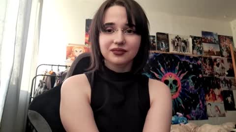 Snapshot of jacquiepoche chatting on 02/04/26, 01:17 Sofia online show from 02/04/26, 01:17