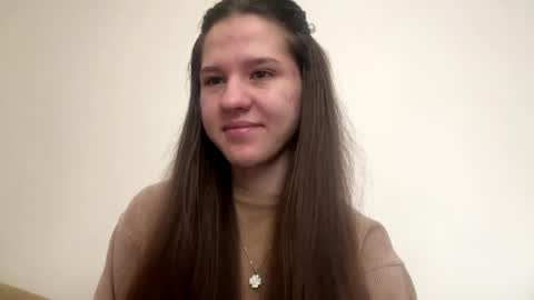 Laura online show from 04/20/26, 06:05