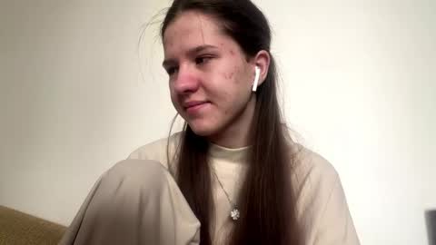 Laura online show from 04/23/26, 06:14