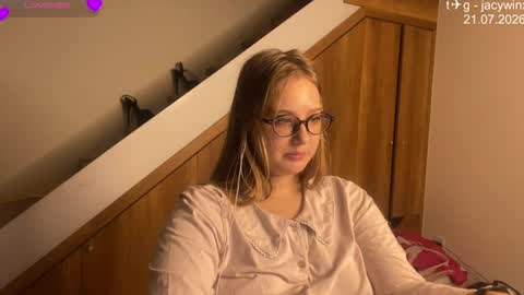 Snapshot of jacywinslat chatting on 07/21/26, 05:15 jacywinslat online show from 07/21/26, 05:15