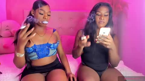 Snapshot of jaddy_lol chatting on 12/24/24, 05:27 Vanniall online show from 12/24/24, 05:27