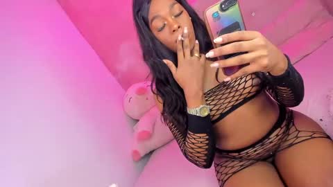 Snapshot of jaddy_lol chatting on 01/10/25, 05:58 Vanniall online show from 01/10/25, 05:58