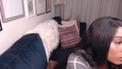 Jade online show from 12/12/24, 03:54