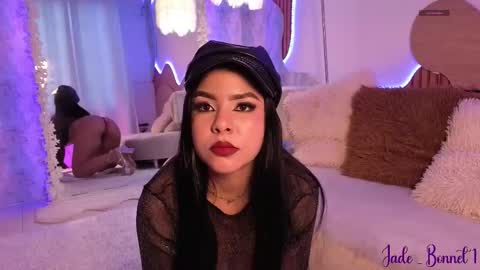  Jade Bonnet online show from 01/14/26, 12:00