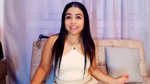 Snapshot of jade_brunnette chatting on 10/16/25, 08:21 Jade Brunete online show from 10/16/25, 08:21