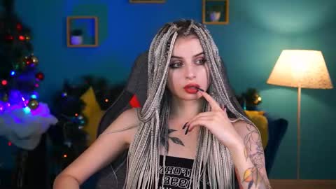 Snapshot of jade_castle chatting on 12/22/24, 04:28 jade_castle online show from 12/22/24, 04:28