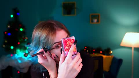 Snapshot of jade_castle chatting on 01/07/25, 04:50 jade_castle online show from 01/07/25, 04:50