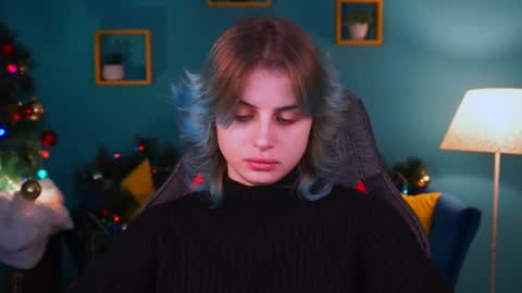 Snapshot of jade_castle chatting on 01/15/25, 02:17 jade_castle online show from 01/15/25, 02:17