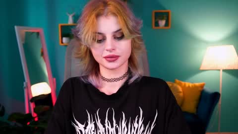 Snapshot of jade_castle chatting on 02/08/25, 08:20 jade_castle online show from 02/08/25, 08:20