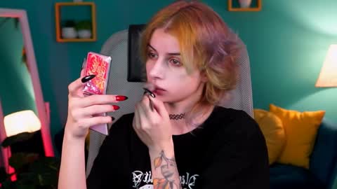 Snapshot of jade_castle chatting on 02/09/25, 02:06 jade_castle online show from 02/09/25, 02:06