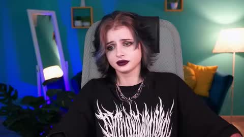 Snapshot of jade_castle chatting on 02/11/25, 05:05 jade_castle online show from 02/11/25, 05:05