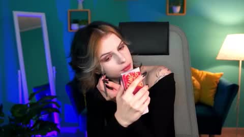 Snapshot of jade_castle chatting on 02/21/25, 02:17 jade_castle online show from 02/21/25, 02:17