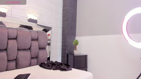 Snapshot of jade_heartt chatting on 03/11/25, 10:31 JADE online show from 03/11/25, 10:31