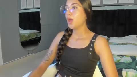 Snapshot of jade_lovv chatting on 06/26/26, 07:51 jade_lovv online show from 06/26/26, 07:51