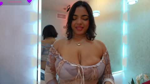 Snapshot of jade_nair chatting on 05/16/26, 07:56 Jade online show from 05/16/26, 07:56