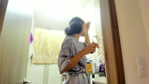 Jade smile online show from 10/22/25, 02:50