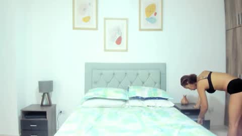 Jade smile online show from 02/17/26, 05:08