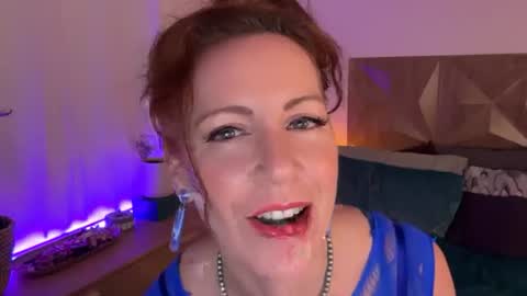Snapshot of jade_slade chatting on 06/27/26, 01:54 Jade Slade online show from 06/27/26, 01:54