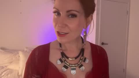 Snapshot of jade_slade chatting on 07/17/26, 04:08 Jade Slade online show from 07/17/26, 04:08