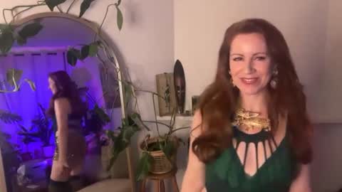 Snapshot of jade_slade chatting on 08/07/26, 04:03 Jade Slade online show from 08/07/26, 04:03