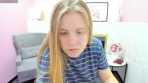 Jade online show from 01/11/25, 04:46