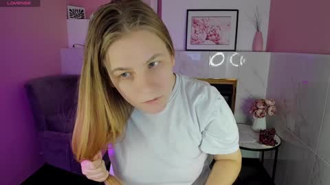 Jade online show from 02/02/25, 07:35