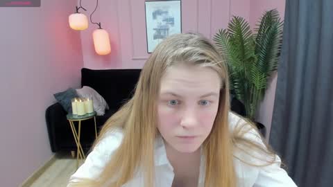 Jade online show from 02/05/25, 10:01