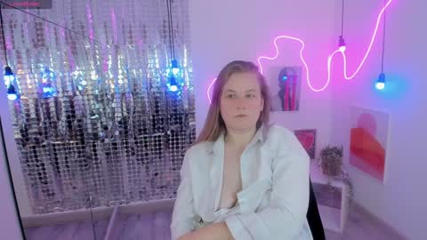 Jade online show from 02/08/25, 11:45