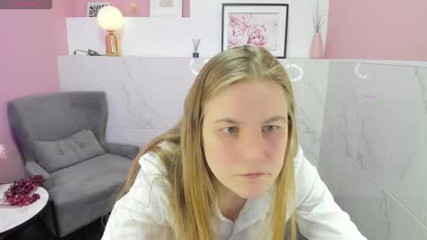 Jade online show from 02/20/25, 03:34