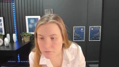 Jade online show from 02/22/25, 06:08