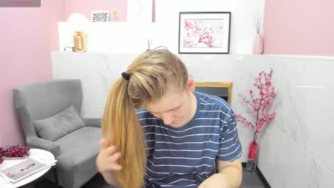 Jade online show from 03/07/25, 03:51