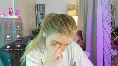 Jade online show from 09/24/25, 08:23