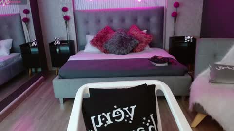 JADE online show from 01/19/25, 08:09