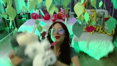 JADE online show from 10/15/25, 08:42