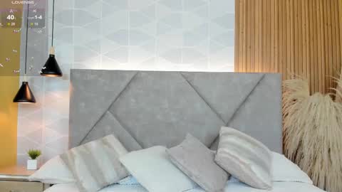 Alanis Cooper online show from 10/21/25, 02:01