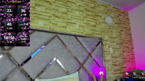 jade white  online show from 01/15/26, 01:26