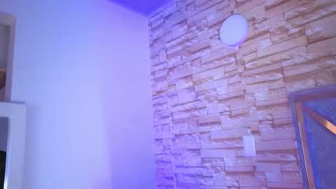 jade white  online show from 02/23/26, 01:52