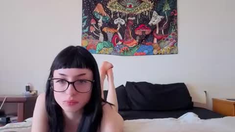 Snapshot of jadedolli chatting on 07/06/26, 11:18 19y HORNY COUPLE online show from 07/06/26, 11:18